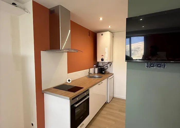 Au Pied Des Pistes *